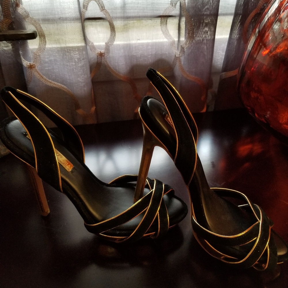 BCBG Maxazria heels